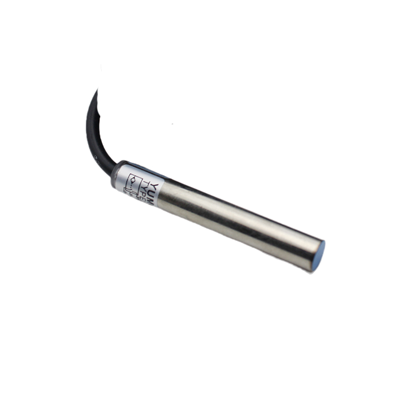 Sensor de proximidad inductivo de acero inoxidable resistente cilíndrico PNP LM6-3001PA 